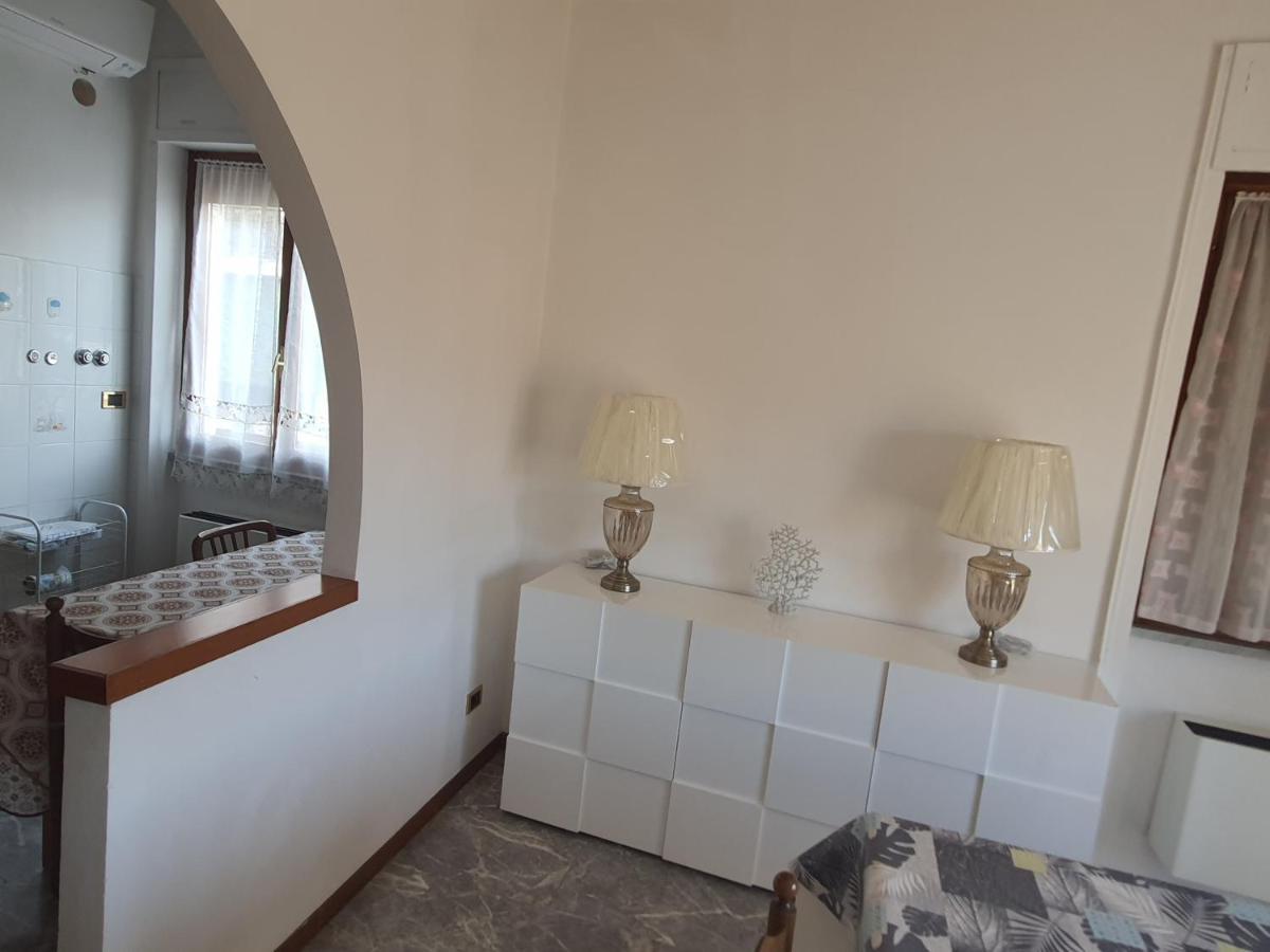 Spazioso appartamento in centro Città San Benedetto del Tronto Exterior foto